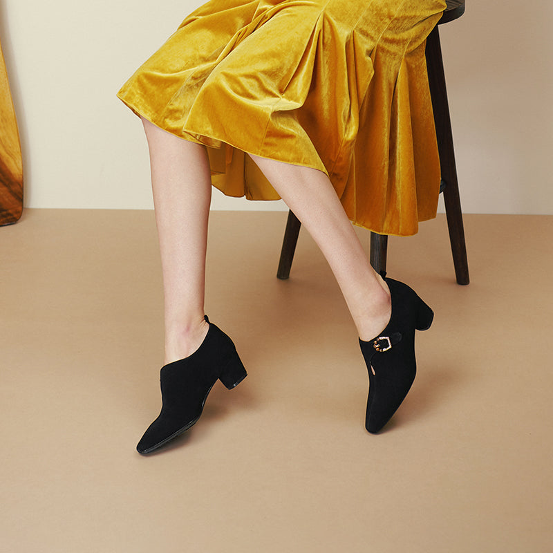 Buckled High Vamp Shoes