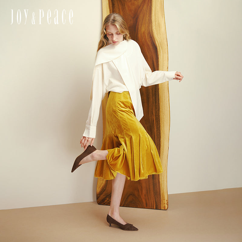 Lapel Mid-heel Pump