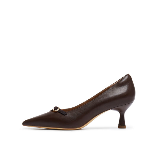 Retro Pointed Toe Pump