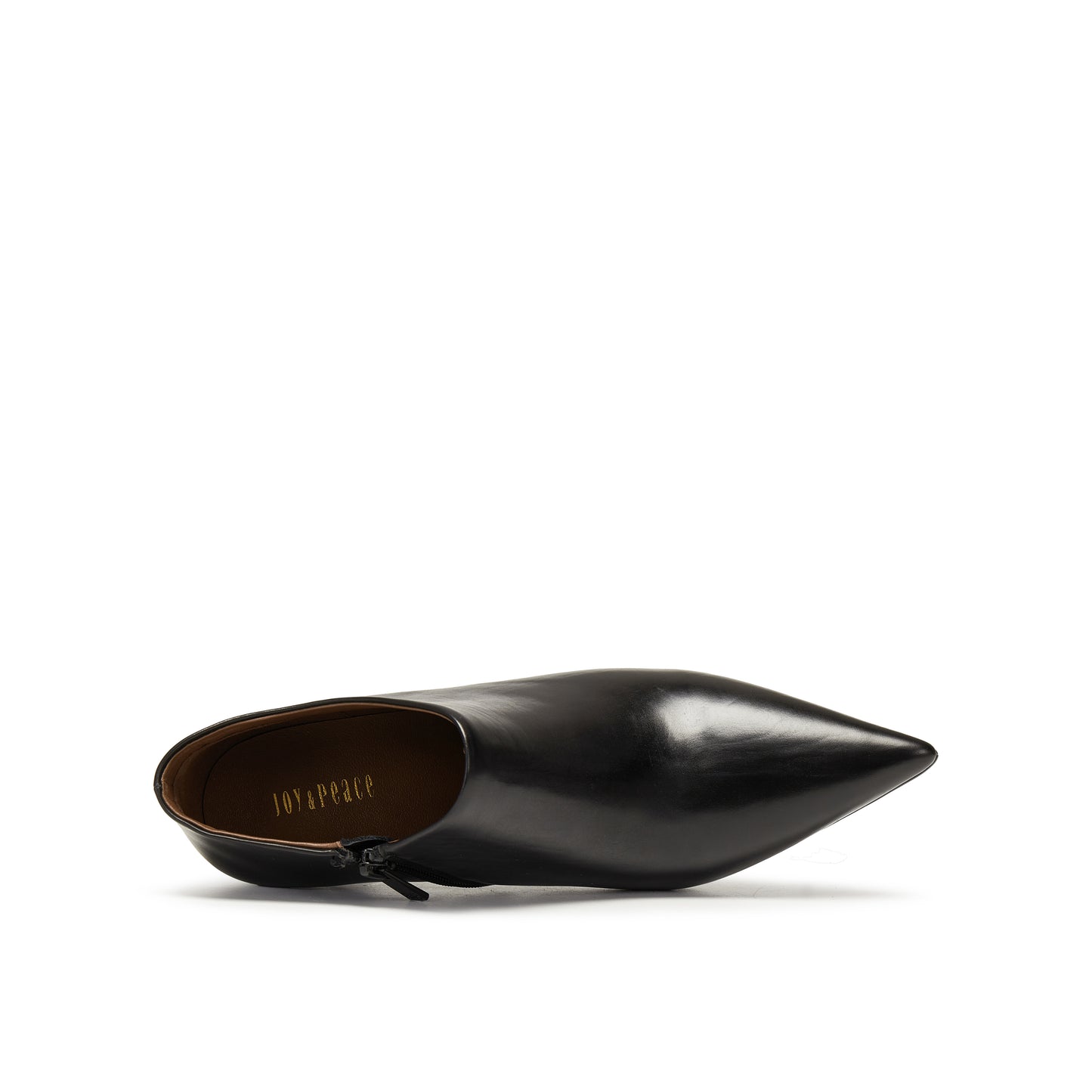 Oil Wax Calf Leather Pointed Toe Ankle Boots