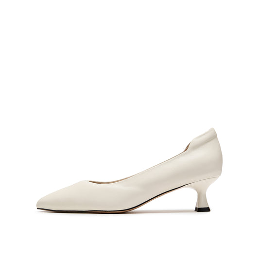 360° Cushy Cushy Mid Heel Pumps