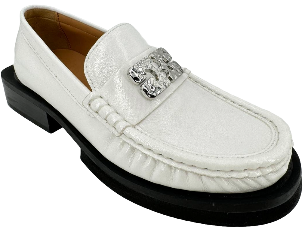 Metal ornaments Loafers