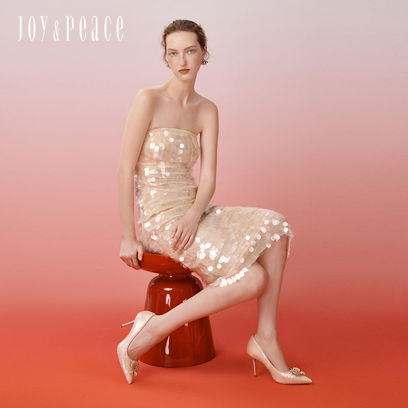 Iris Shape Ornament Pumps