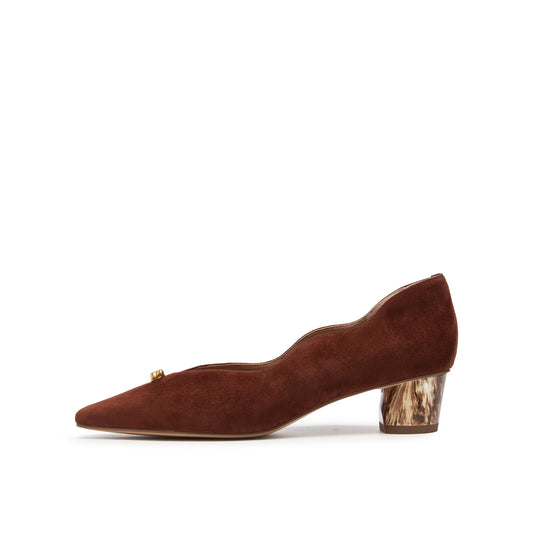V Cut Mid-heel Pump