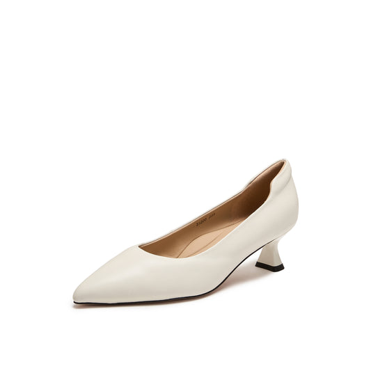 360° Cushy Cushy Mid Heel Pumps