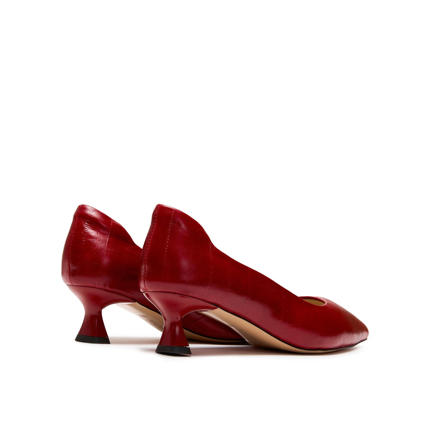 360° Cushy Cushy Mid Heel Pumps