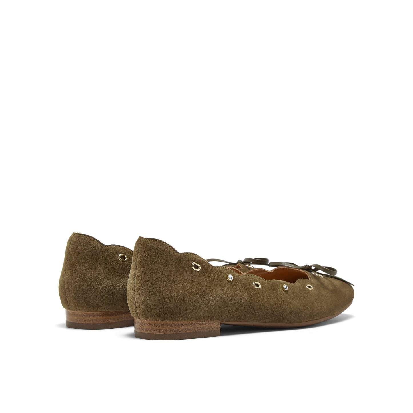 Rippled Edge Round Toe Flats