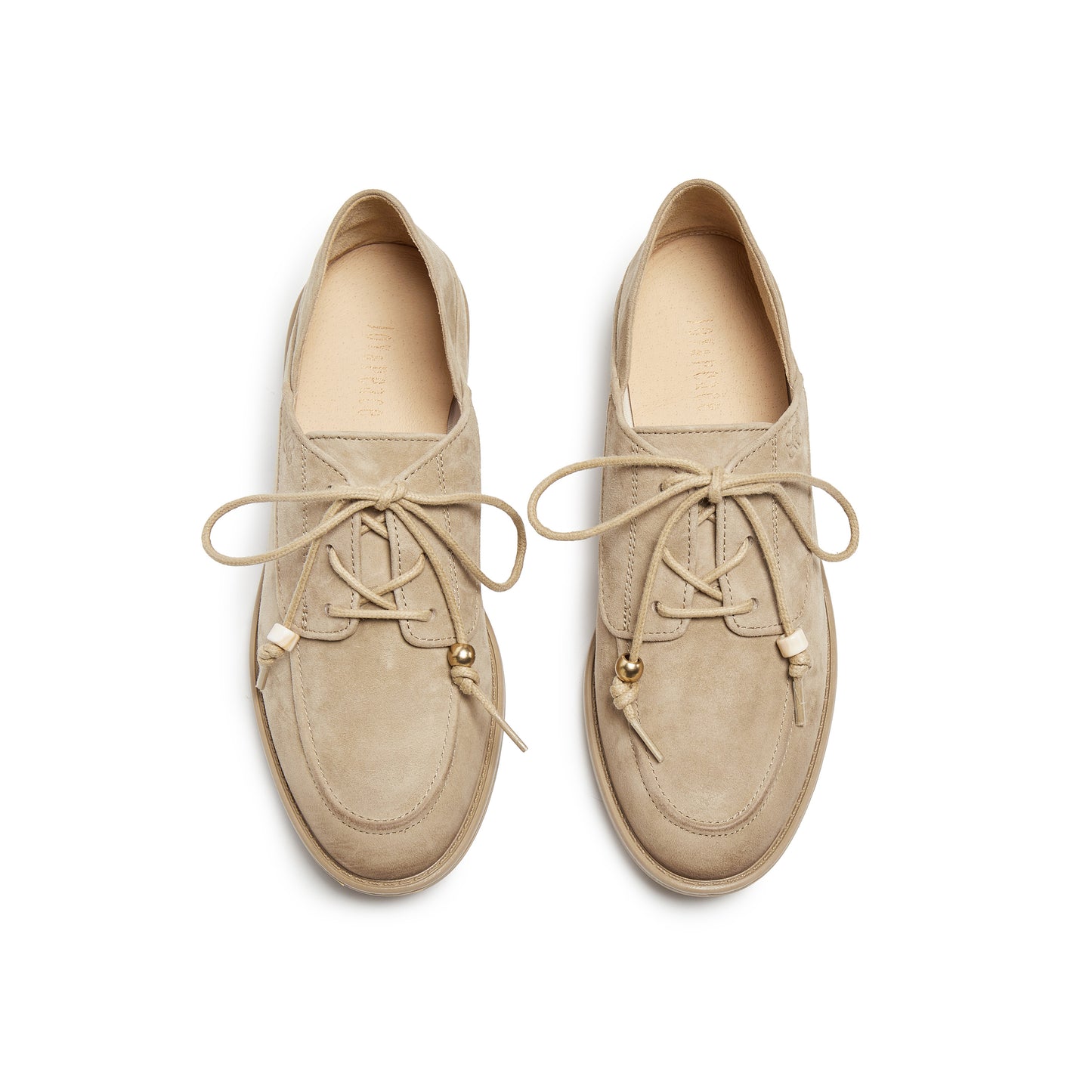 Oxford Shoe with Resin Accessories