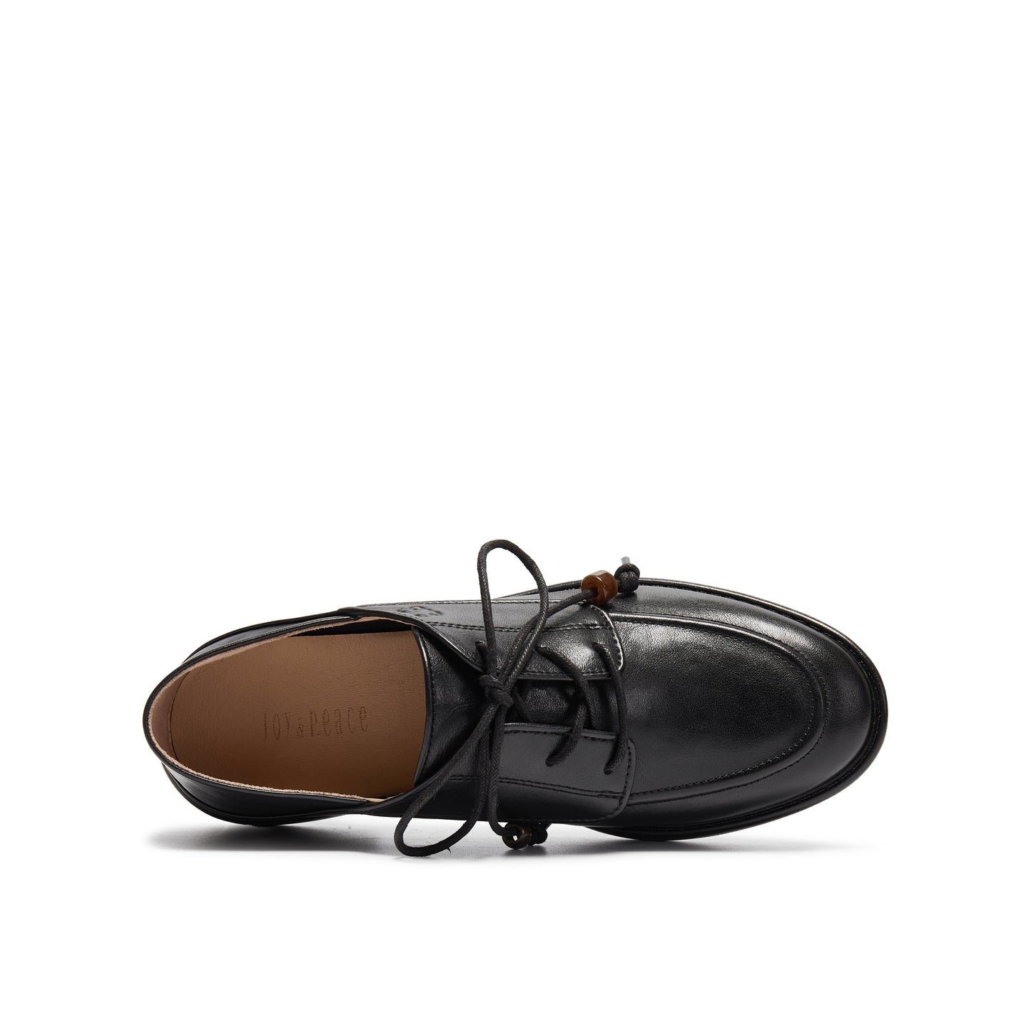 Oxford Shoe with Resin Accessories