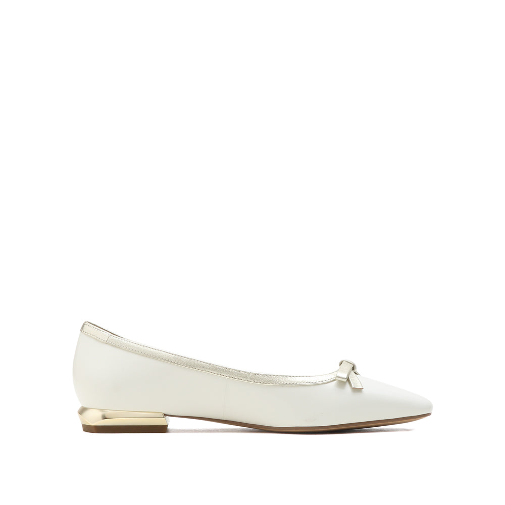 Bow Detail Calf Leather Ballet Flats